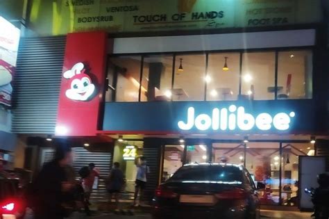 Jollibee’s Chickenjoy picked as Brunei’s best fried.